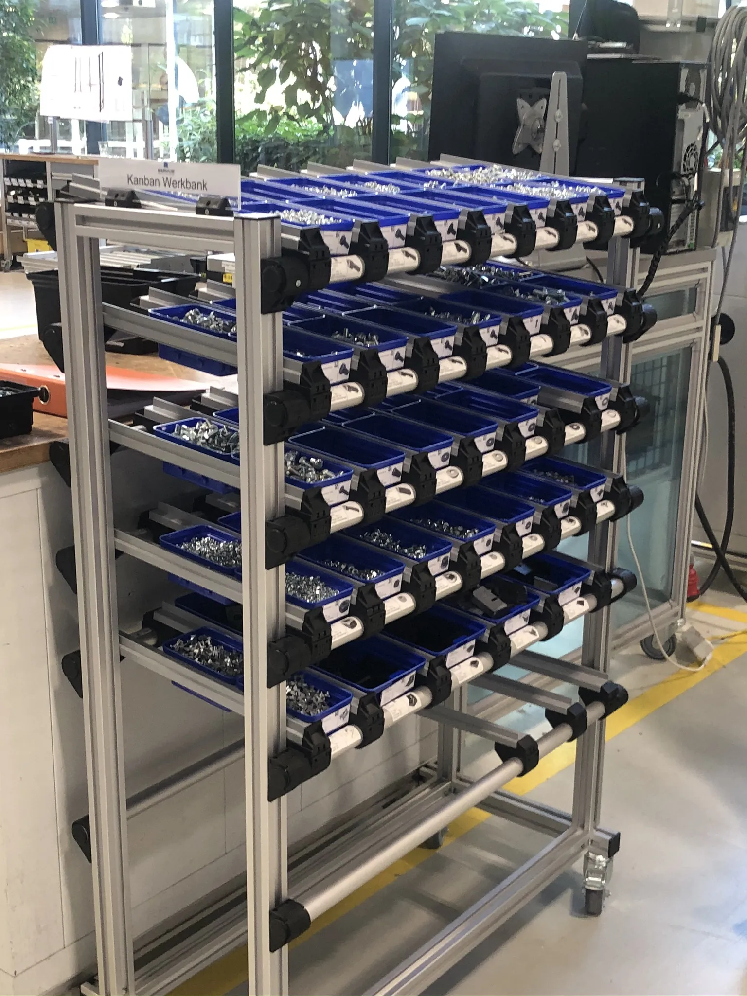 baxter smart solutions – Lean-Arbeitsplatzsysteme – Beispiel 25