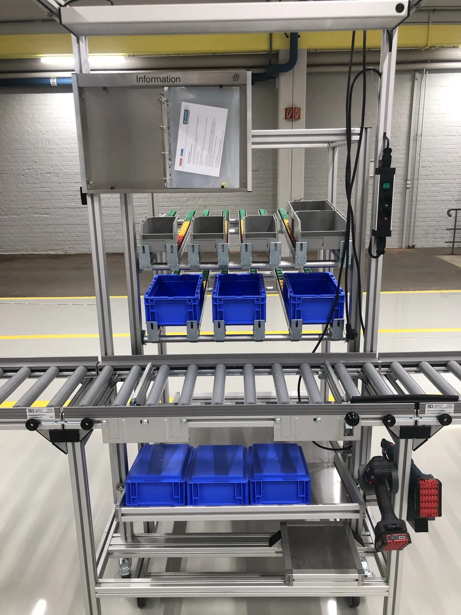 baxter smart solutions – Lean-Arbeitsplatzsysteme – Beispiel 2